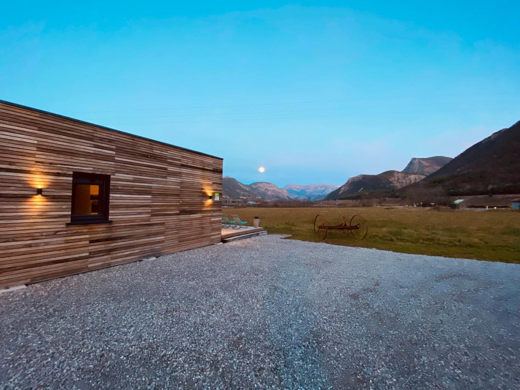 Charmant Logement Entre Lac Et Montagne Rochebrune  Екстер'єр фото